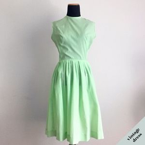 ✨ VINTAGE ✨ mint green sleeveless dress